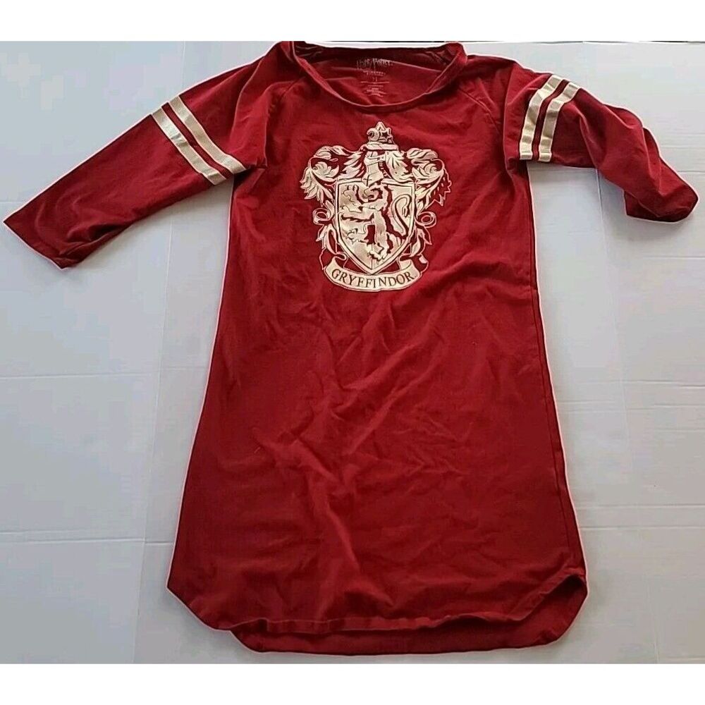 harry potter universal‎ studios Gryffindor Red Tunic Shirt Size M